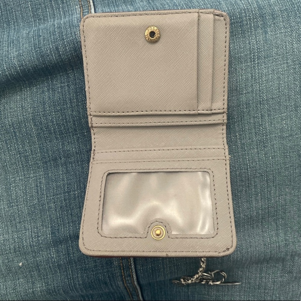 Fossil Wallet - Picture 2 of 3